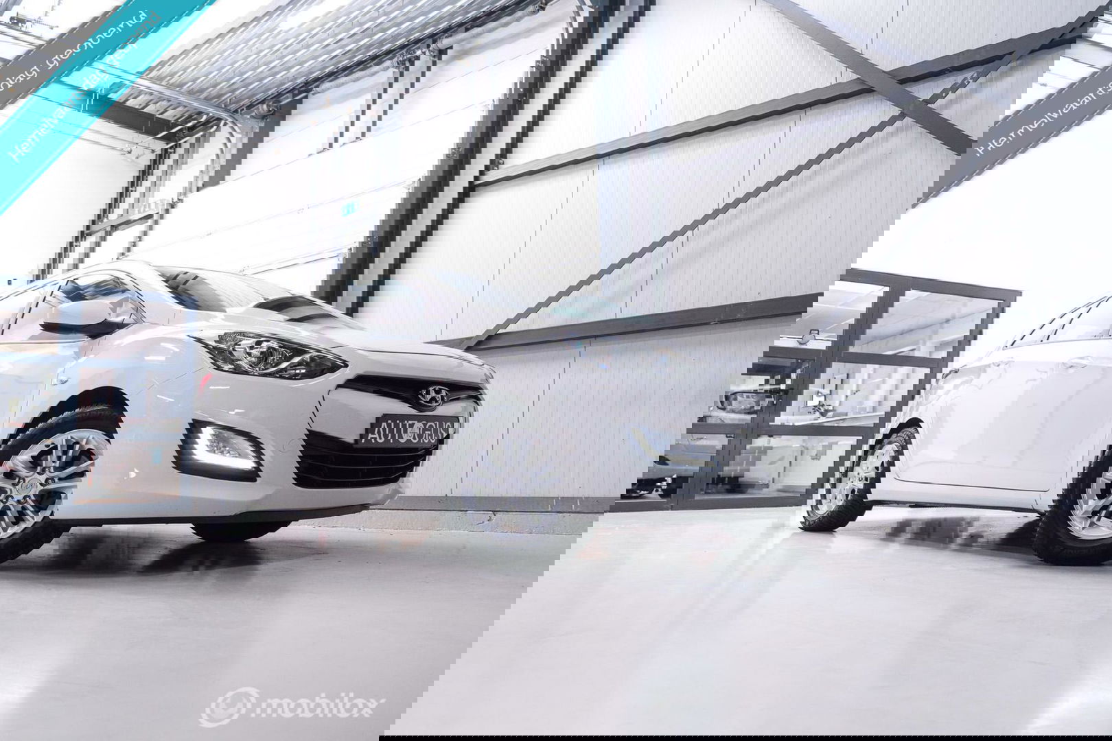 Hyundai i30 Wagon 1.6 GDI 120 pk | Trekhaak | Clima | Cruise | Stuurwielverwarming | All seasons | Nieuwe APK |