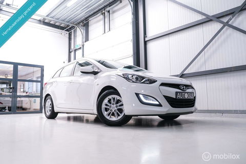 Hyundai i30 Wagon 1.6 GDI 120 pk | Trekhaak | Clima | Cruise | Stuurwielverwarming | All seasons | Nieuwe APK |