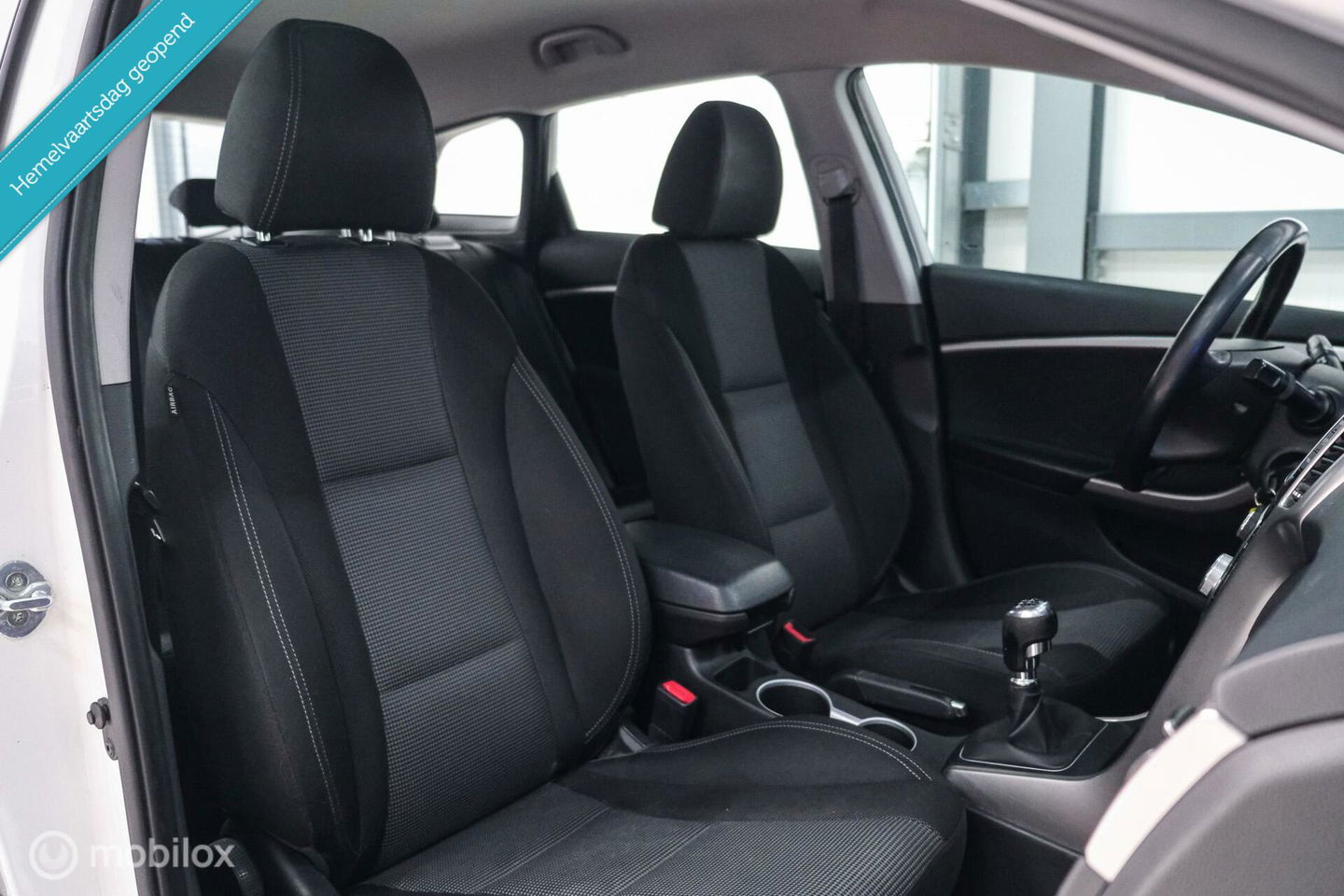Hyundai i30 Wagon 1.6 GDI 120 pk | Trekhaak | Clima | Cruise | Stuurwielverwarming | All seasons | Nieuwe APK |