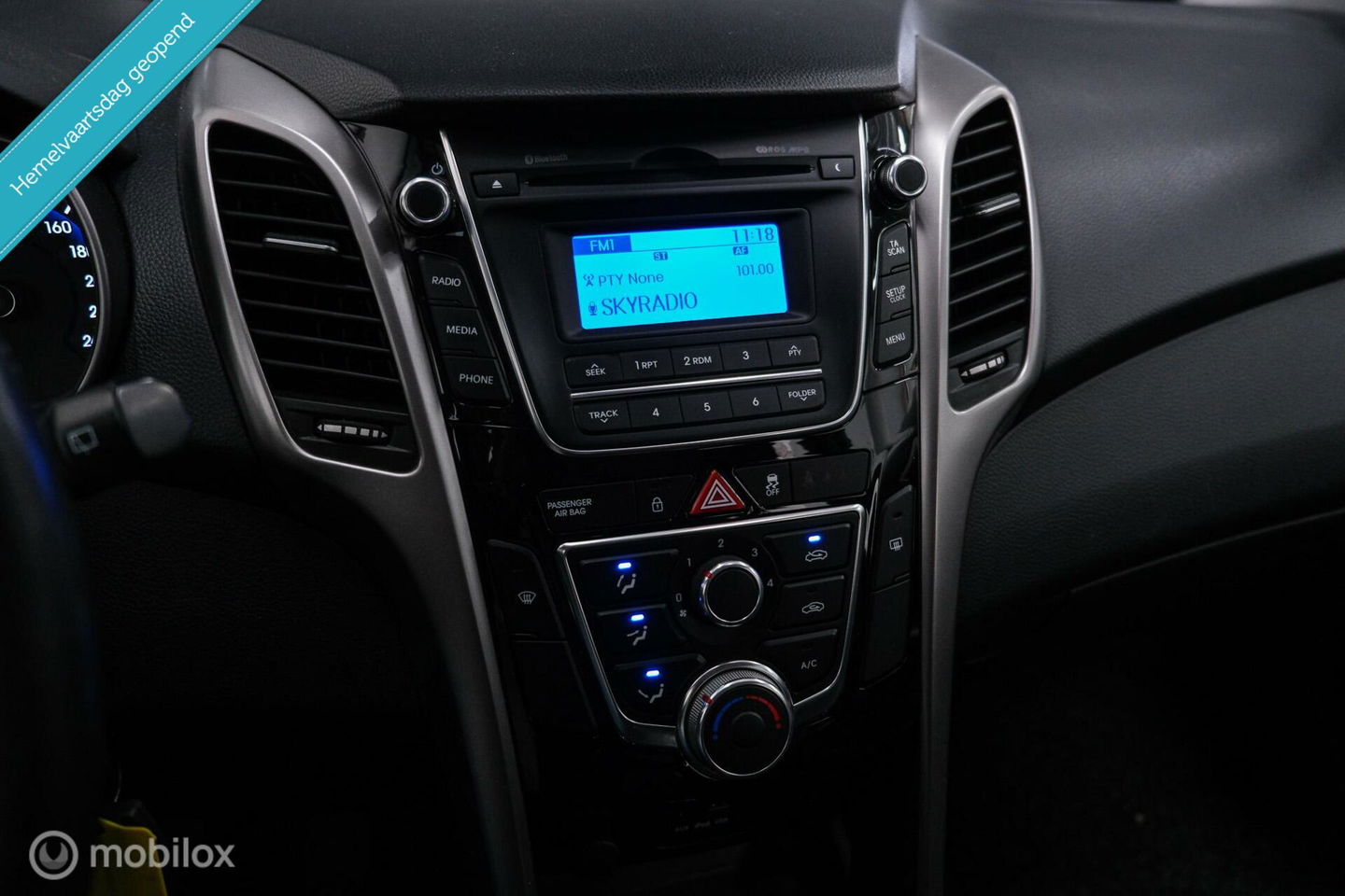 Hyundai i30 Wagon 1.6 GDI 120 pk | Trekhaak | Clima | Cruise | Stuurwielverwarming | All seasons | Nieuwe APK |