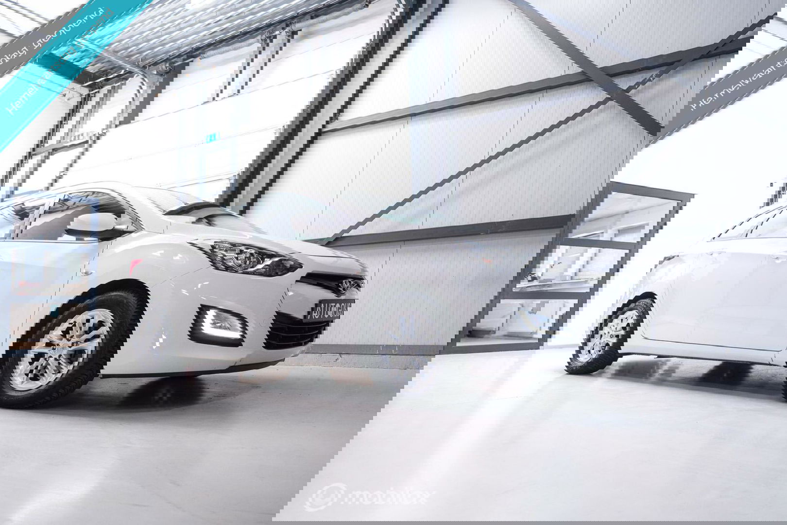 Hyundai i30 Wagon 1.6 GDI 120 pk | Trekhaak | Clima | Cruise | Stuurwielverwarming | All seasons | Nieuwe APK |