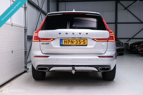 Volvo XC60 2.0 Recharge T8 AWD R-Design 390 pk | Trekhaak | Schuifdak | Dealer onderhouden | Camera | DAB | Stoel + stuurwiel verwarming |