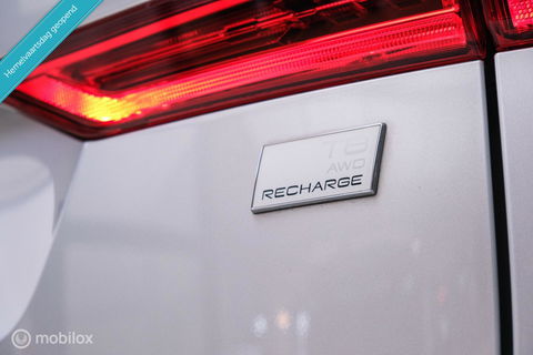 Volvo XC60 2.0 Recharge T8 AWD R-Design 390 pk | Trekhaak | Schuifdak | Dealer onderhouden | Camera | DAB | Stoel + stuurwiel verwarming |