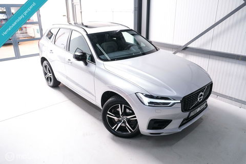 Volvo XC60 2.0 Recharge T8 AWD R-Design 390 pk | Trekhaak | Schuifdak | Dealer onderhouden | Camera | DAB | Stoel + stuurwiel verwarming |