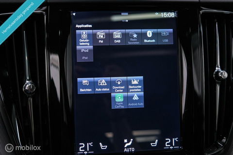 Volvo XC60 2.0 Recharge T8 AWD R-Design 390 pk | Trekhaak | Schuifdak | Dealer onderhouden | Camera | DAB | Stoel + stuurwiel verwarming |