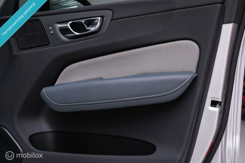 Volvo XC60 2.0 Recharge T8 AWD R-Design 390 pk | Trekhaak | Schuifdak | Dealer onderhouden | Camera | DAB | Stoel + stuurwiel verwarming |