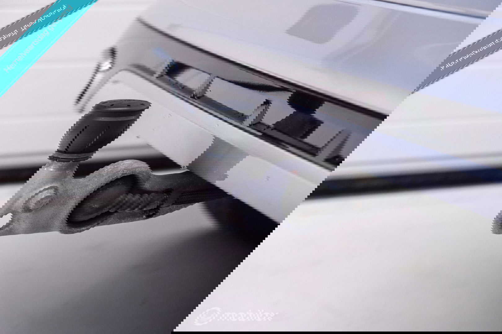 Volvo XC60 2.0 Recharge T8 AWD R-Design 390 pk | Trekhaak | Schuifdak | Dealer onderhouden | Camera | DAB | Stoel + stuurwiel verwarming |