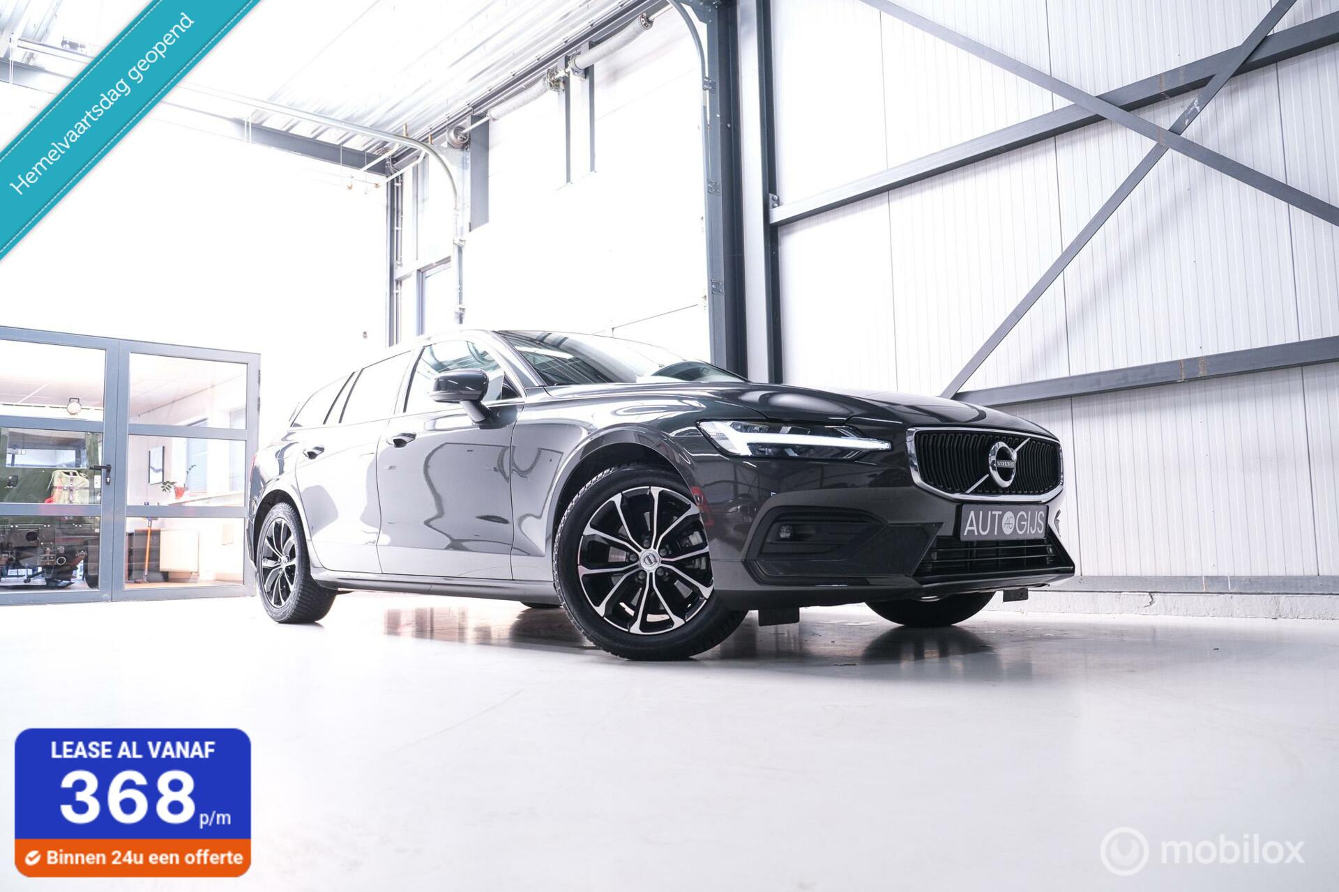 Volvo V60 2.0 B3 Momentum Advantage | Schuifdak | Pine Grey | Trekhaak | Stoel + stuurwiel verwarming | NAP NL auto |