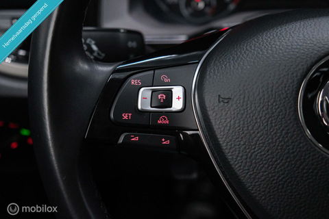 Volkswagen Polo 1.0 TSI Comfortline | Adaptive | NAP NL auto | DAB | All season | Limestone | LED | Navigatie |