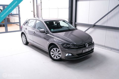 Volkswagen Polo 1.0 TSI Comfortline | Adaptive | NAP NL auto | DAB | All season | Limestone | LED | Navigatie |