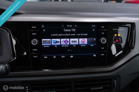Volkswagen Polo 1.0 TSI Comfortline | Adaptive | NAP NL auto | DAB | All season | Limestone | LED | Navigatie |