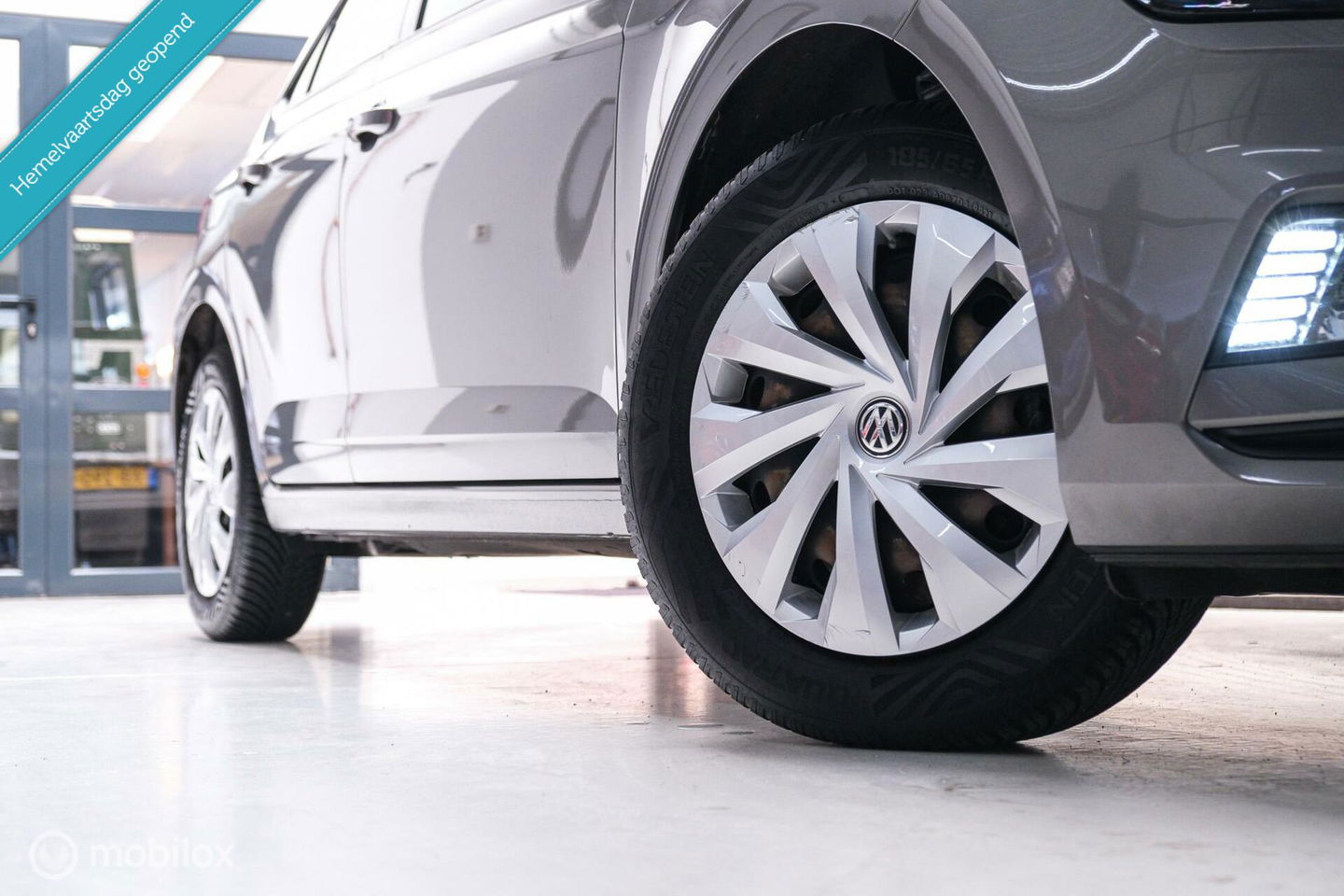Volkswagen Polo 1.0 TSI Comfortline | Adaptive | NAP NL auto | DAB | All season | Limestone | LED | Navigatie |