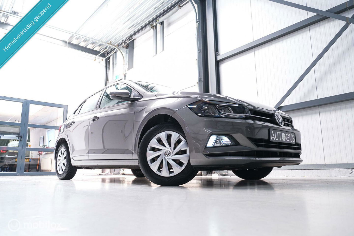Volkswagen Polo 1.0 TSI Comfortline | Adaptive | NAP NL auto | DAB | All season | Limestone | LED | Navigatie |