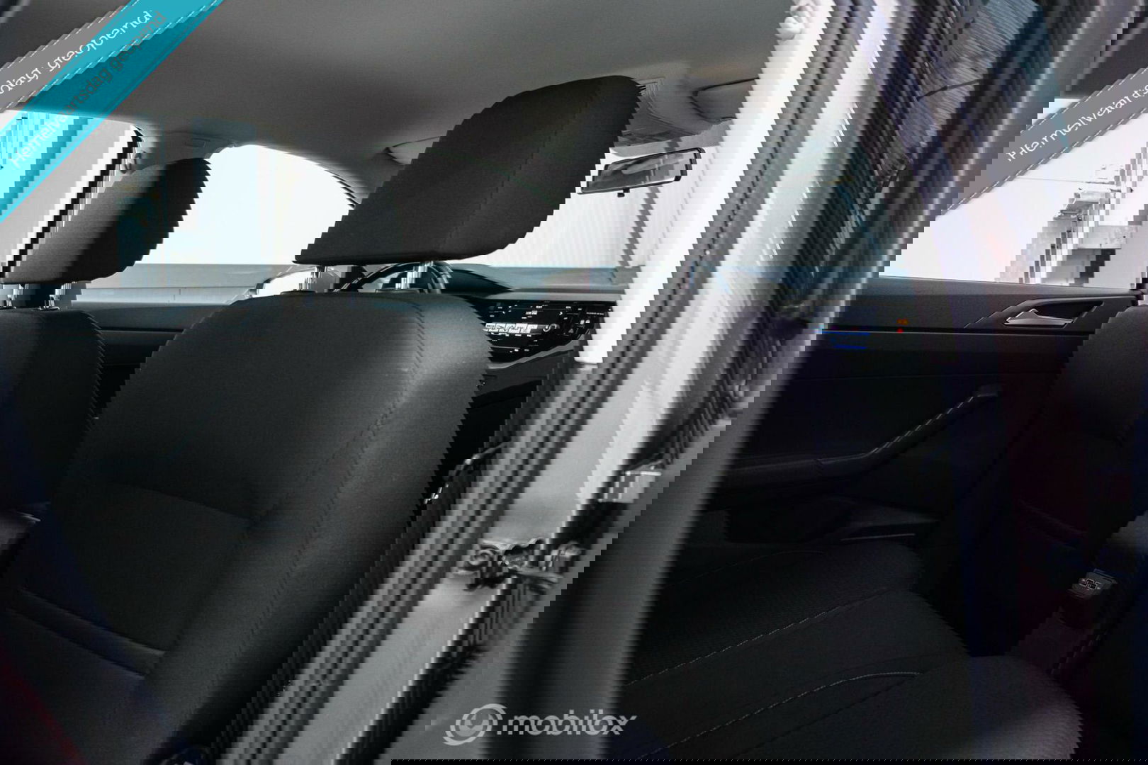 Volkswagen Polo 1.0 TSI Comfortline | Adaptive | NAP NL auto | DAB | All season | Limestone | LED | Navigatie |