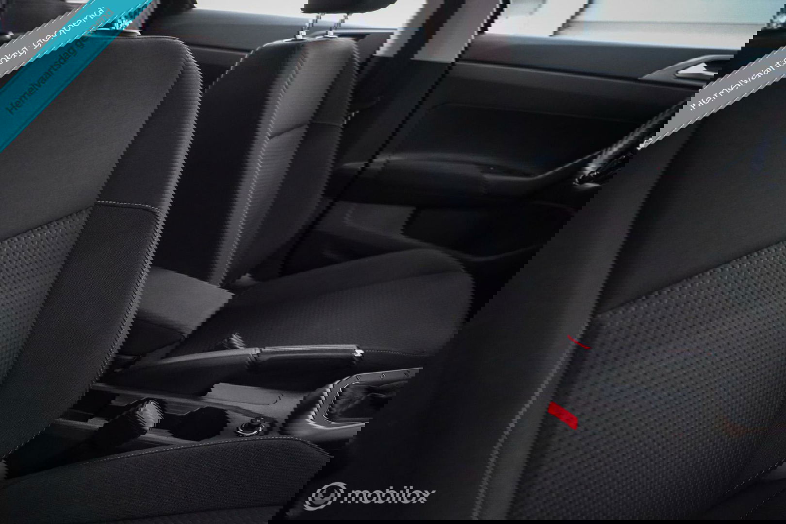Volkswagen Polo 1.0 TSI Comfortline | Adaptive | NAP NL auto | DAB | All season | Limestone | LED | Navigatie |