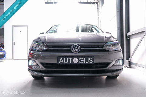 Volkswagen Polo 1.0 TSI Comfortline | Adaptive | NAP NL auto | DAB | All season | Limestone | LED | Navigatie |