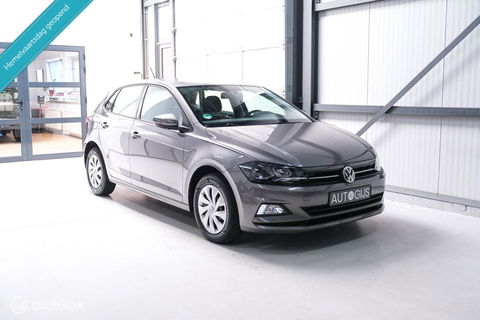 Volkswagen Polo 1.0 TSI Comfortline | Adaptive | NAP NL auto | DAB | All season | Limestone | LED | Navigatie |
