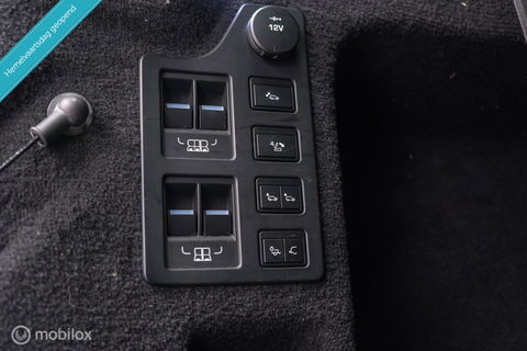 Land Rover Discovery 5 2.0 Td4 HSE Luxury 7p. | Dealer OH | Meridian | Trekhaak | DAB | Cold Climate pack | Nieuwe motor |