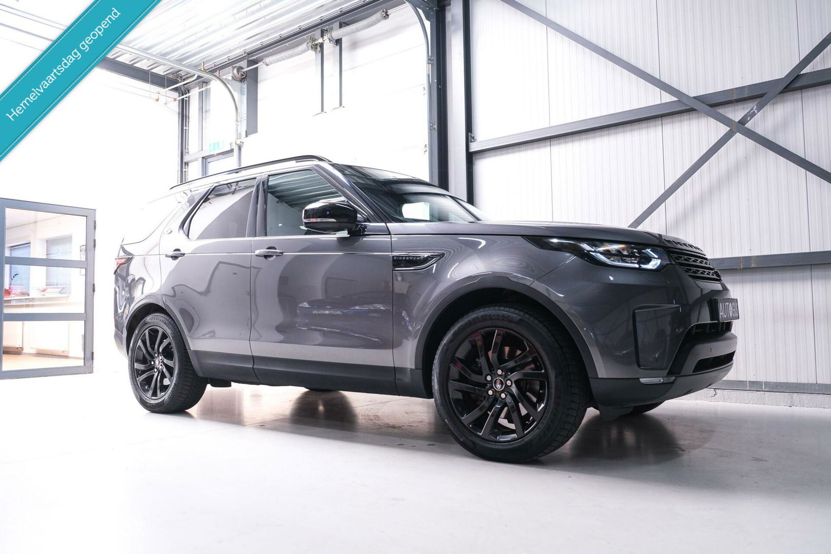 Land Rover Discovery 5 2.0 Td4 HSE Luxury 7p. | Dealer OH | Meridian | Trekhaak | DAB | Cold Climate pack | Nieuwe motor |