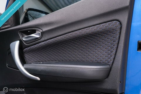 BMW 1-serie 116i M Sport | Estoril blue | Alcantara | LED | M performance | unieke auto | NAP orig NL | Trekhaak | 19 inch |