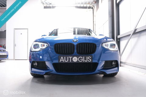 BMW 1-serie 116i M Sport | Estoril blue | Alcantara | LED | M performance | unieke auto | NAP orig NL | Trekhaak | 19 inch |