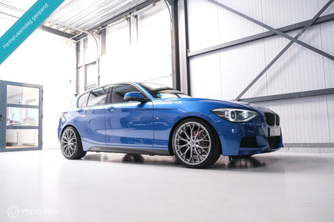 BMW 1-serie 116i M Sport | Estoril blue | Alcantara | LED | M performance | unieke auto | NAP orig NL | Trekhaak | 19 inch |