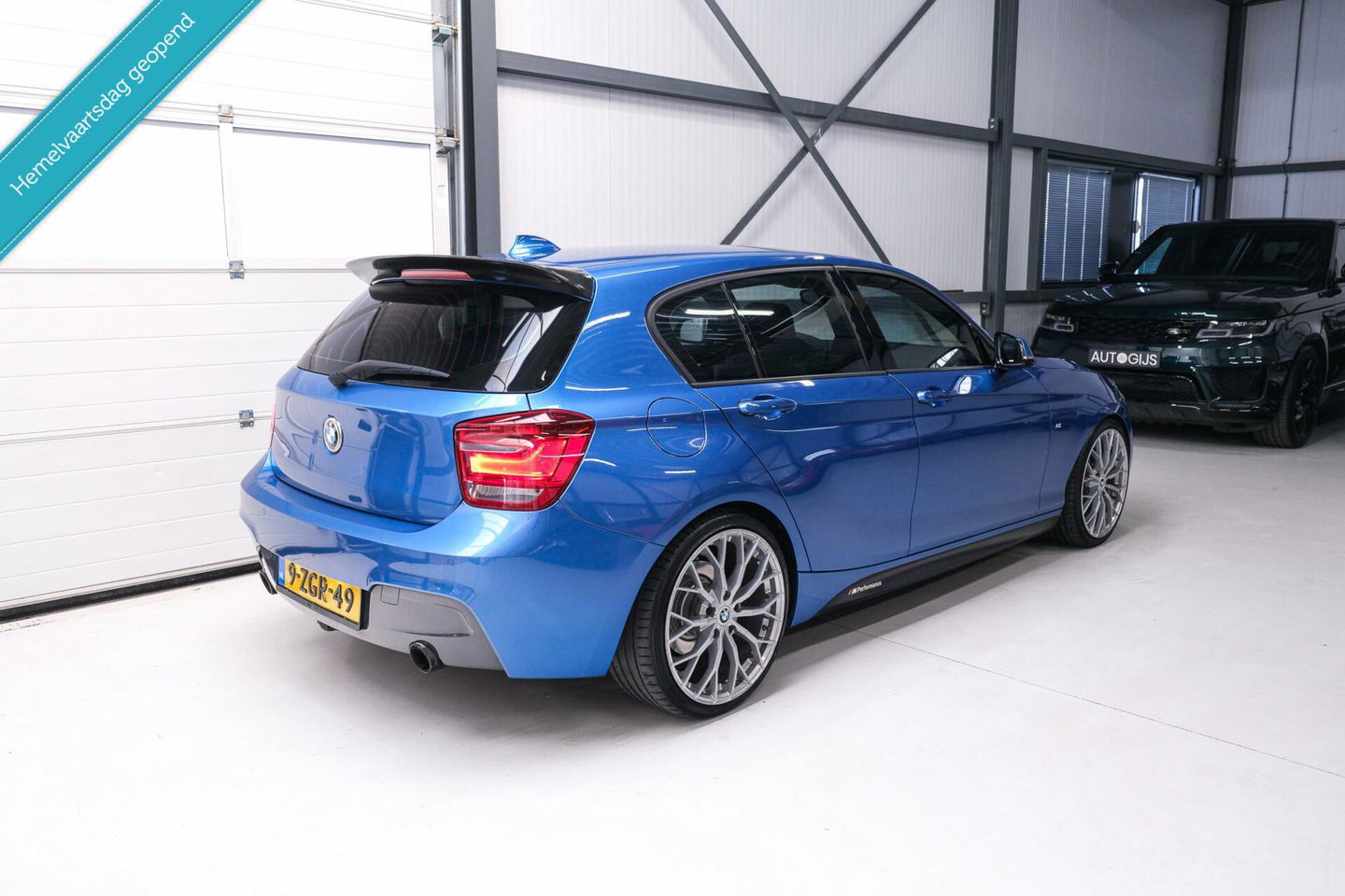 BMW 1-serie 116i M Sport | Estoril blue | Alcantara | LED | M performance | unieke auto | NAP orig NL | Trekhaak | 19 inch |