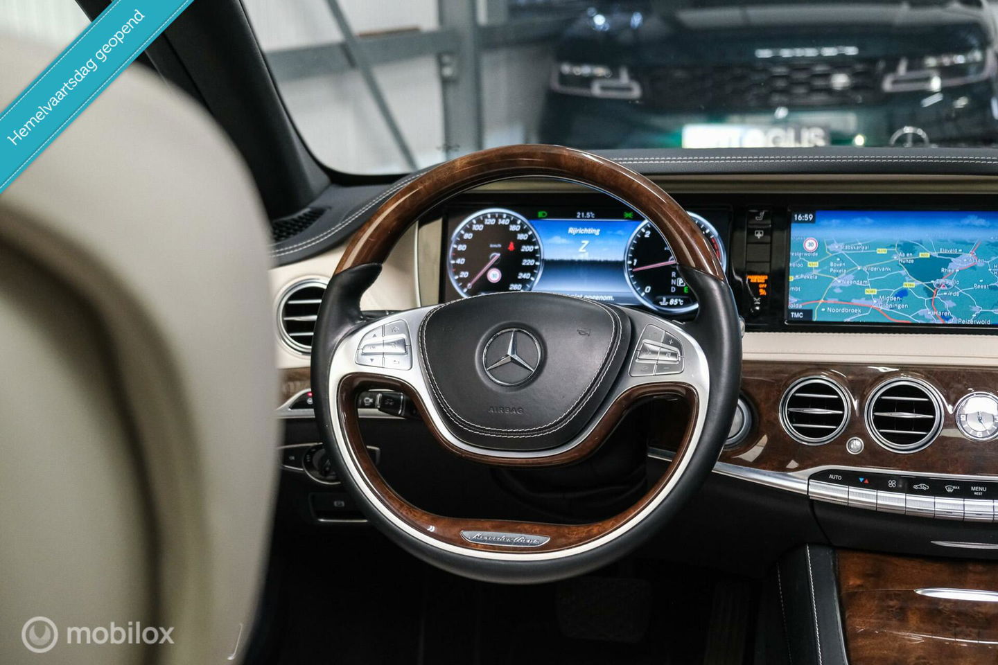 Mercedes-Benz S-Klasse 350 Prestige Plus | Massage | NAP NL auto | 2e eigenaar | Nightvision | Softclose | Burmester | Adaptive | Panorama | Trekhaak |
