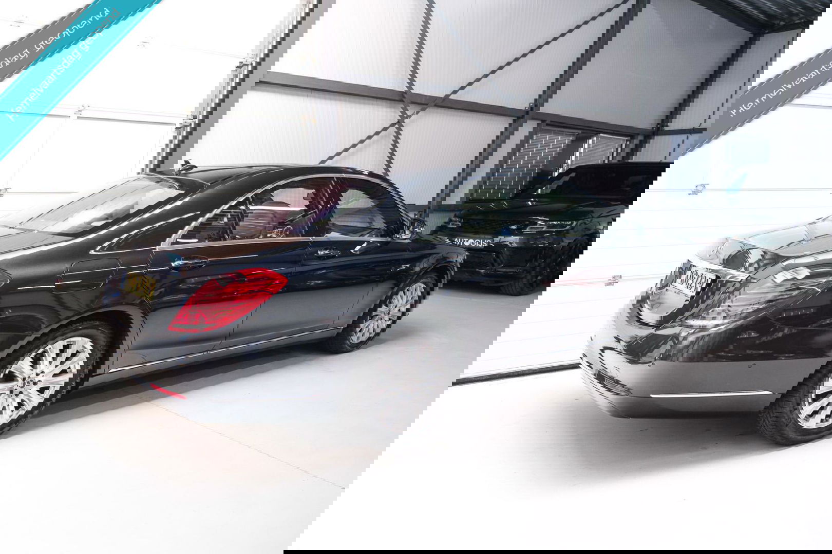 Mercedes-Benz S-Klasse 350 Prestige Plus | Massage | NAP NL auto | 2e eigenaar | Nightvision | Softclose | Burmester | Adaptive | Panorama | Trekhaak |