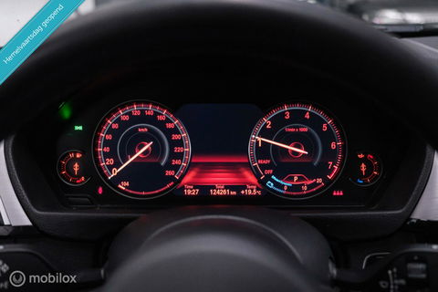 BMW 3 Serie 318i M Sport Edition | Leder | VC | LED | Navipro | Orig NL NAP | M pakket |