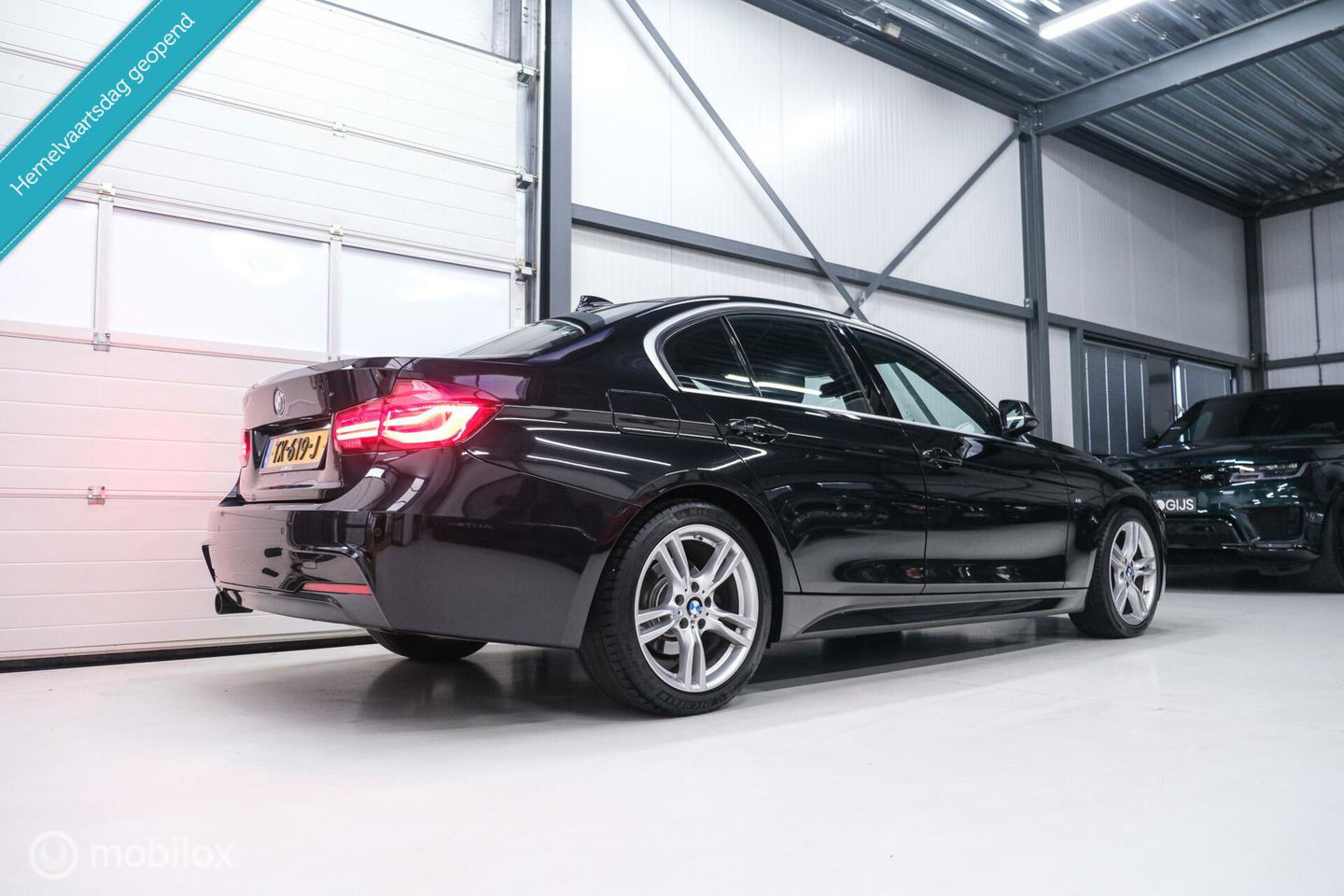 BMW 3 Serie 318i M Sport Edition | Leder | VC | LED | Navipro | Orig NL NAP | M pakket |