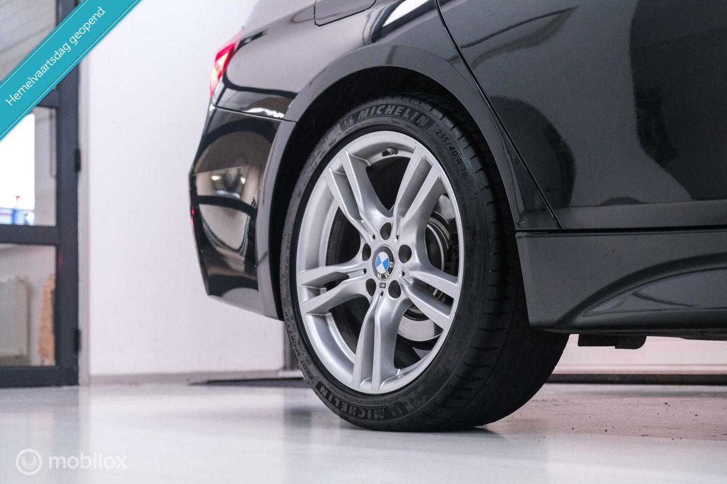 BMW 3 Serie 318i M Sport Edition | Leder | VC | LED | Navipro | Orig NL NAP | M pakket |