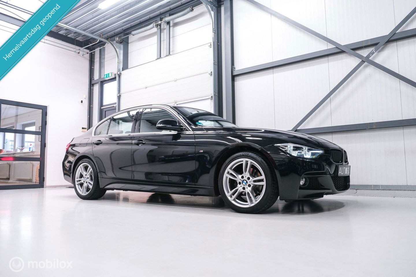 BMW 3 Serie 318i M Sport Edition | Leder | VC | LED | Navipro | Orig NL NAP | M pakket |