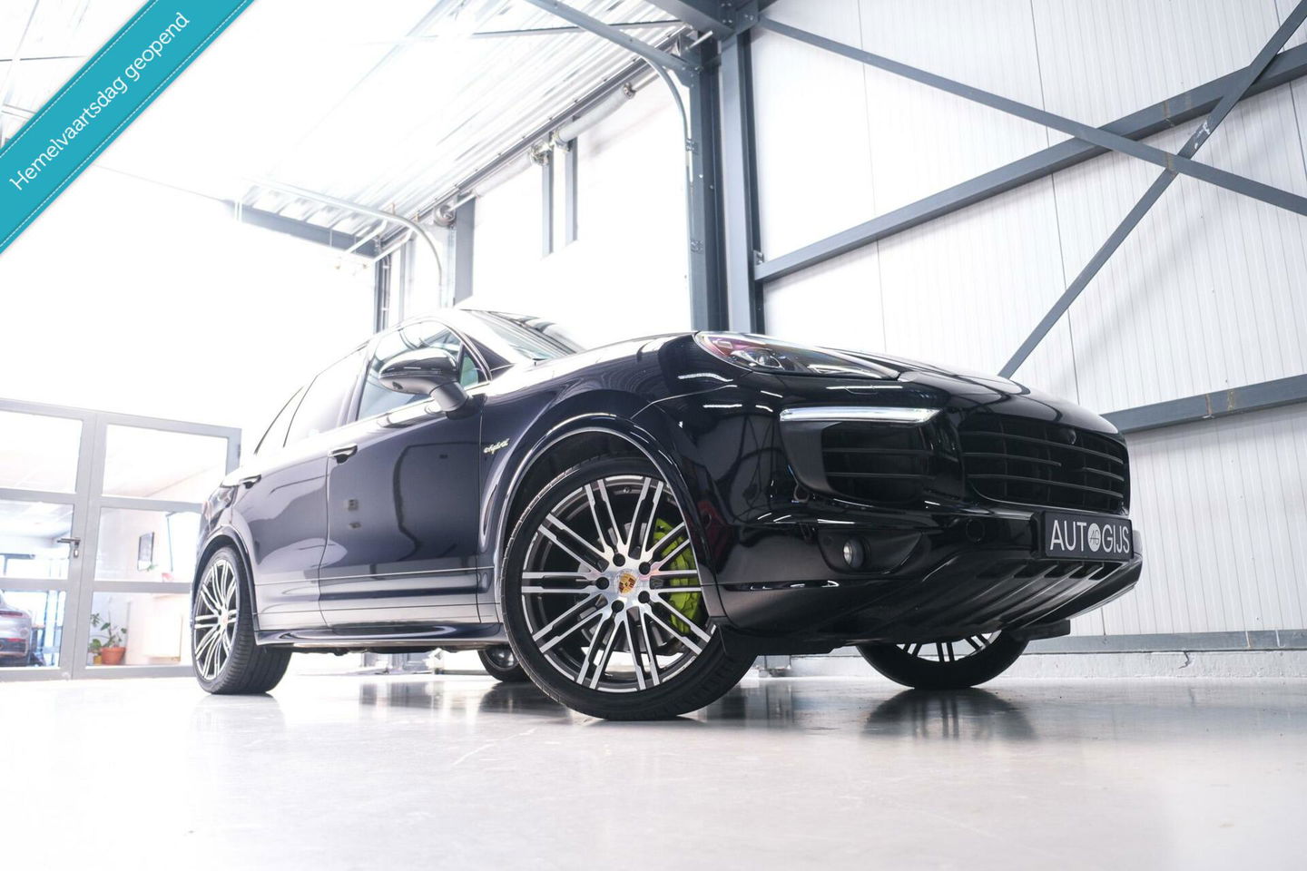 Porsche Cayenne 3.0 E-Hybrid Platinum Edition | Dealer OH | Trekhaak | Stoelkoeling | 360 cam | Panoramadak | Adaptive |
