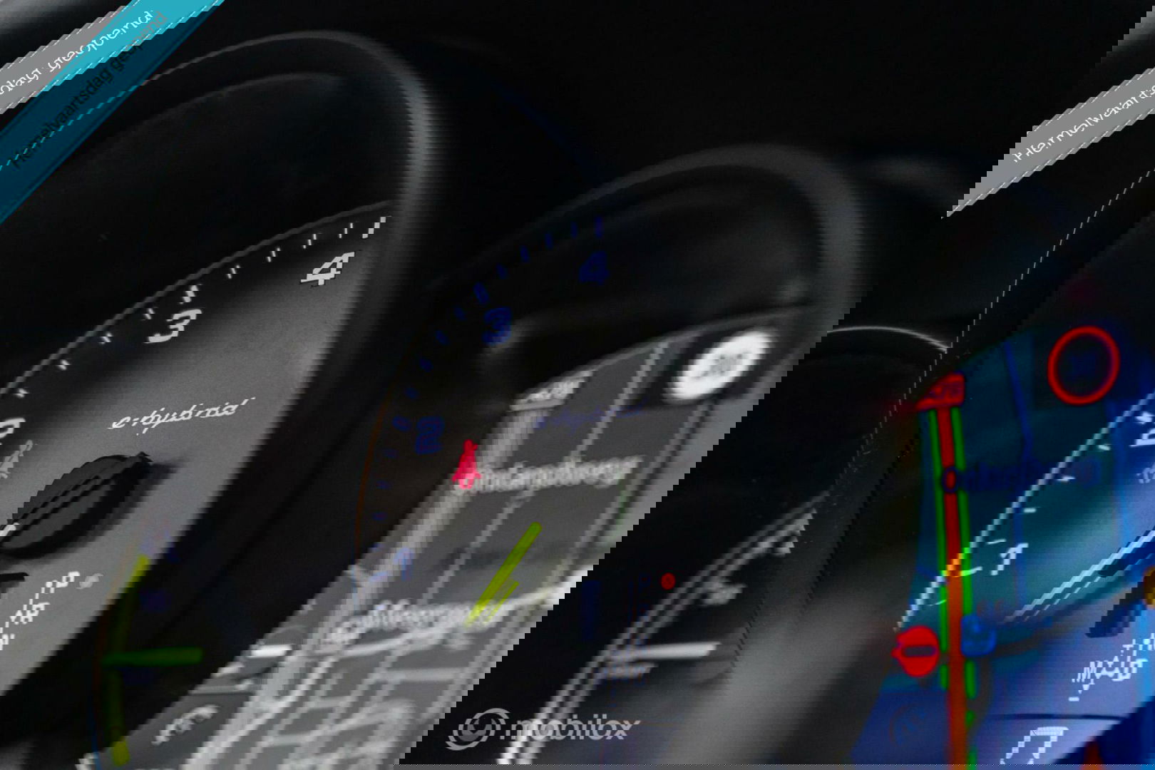 Porsche Cayenne 3.0 E-Hybrid Platinum Edition | Dealer OH | Trekhaak | Stoelkoeling | 360 cam | Panoramadak | Adaptive |