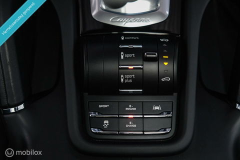 Porsche Cayenne 3.0 E-Hybrid Platinum Edition | Dealer OH | Trekhaak | Stoelkoeling | 360 cam | Panoramadak | Adaptive |