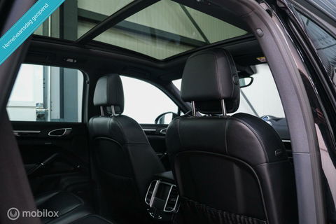 Porsche Cayenne 3.0 E-Hybrid Platinum Edition | Dealer OH | Trekhaak | Stoelkoeling | 360 cam | Panoramadak | Adaptive |