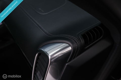 Porsche Cayenne 3.0 E-Hybrid Platinum Edition | Dealer OH | Trekhaak | Stoelkoeling | 360 cam | Panoramadak | Adaptive |