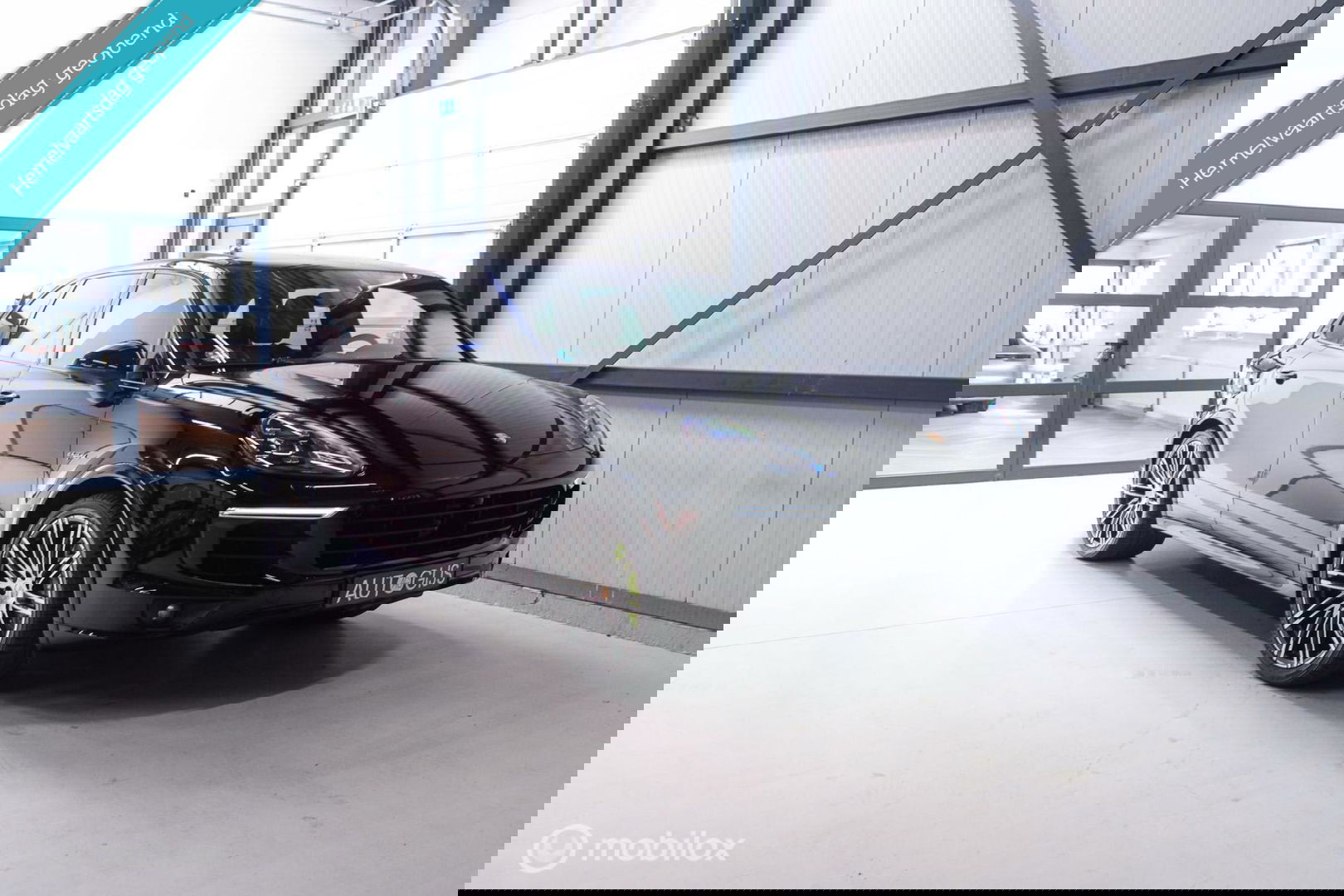 Porsche Cayenne 3.0 E-Hybrid Platinum Edition | Dealer OH | Trekhaak | Stoelkoeling | 360 cam | Panoramadak | Adaptive |