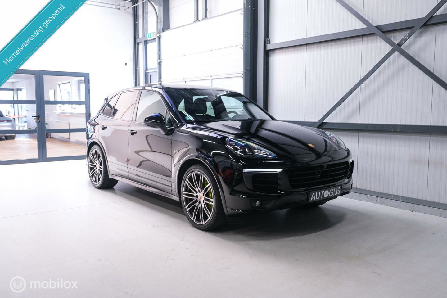 Porsche Cayenne 3.0 E-Hybrid Platinum Edition | Dealer OH | Trekhaak | Stoelkoeling | 360 cam | Panoramadak | Adaptive |
