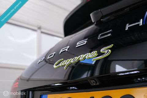 Porsche Cayenne 3.0 E-Hybrid Platinum Edition | Dealer OH | Trekhaak | Stoelkoeling | 360 cam | Panoramadak | Adaptive |