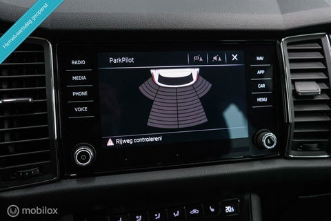 Škoda Kodiaq 1.4 TSI Style Business 7p | Adaptive | Led | NAP | Trekhaak | CarPlay | Navigatie |