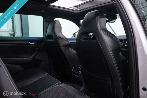 Škoda Kodiaq 2.0 TSI 4x4 Sportline Business 7p. | Panorama | LED | Adaptive | DAB+ | CarPlay | Memory | Keyless |