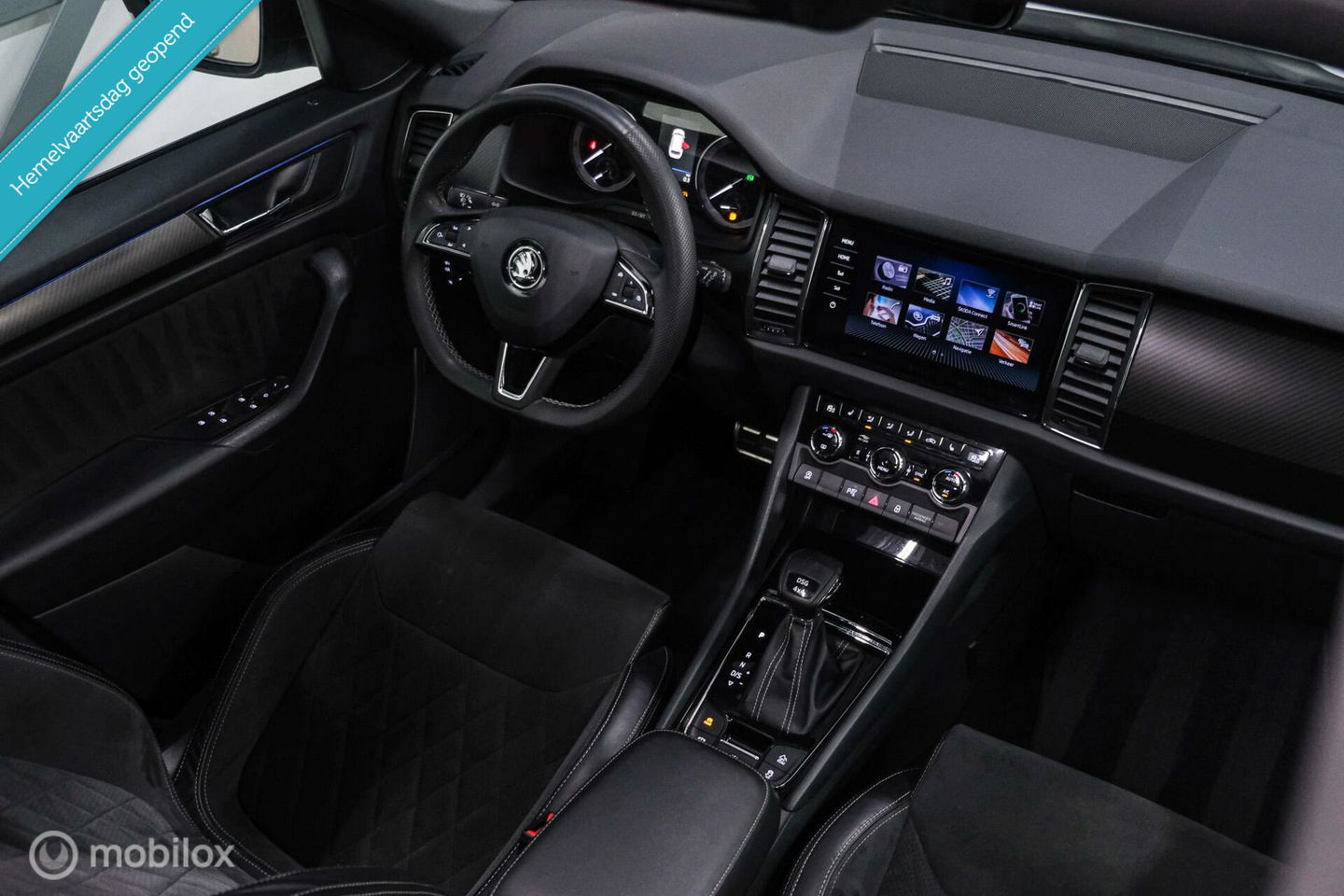 Škoda Kodiaq 2.0 TSI 4x4 Sportline Business 7p. | Panorama | LED | Adaptive | DAB+ | CarPlay | Memory | Keyless |
