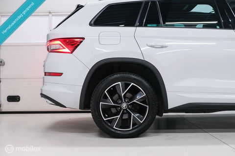 Škoda Kodiaq 2.0 TSI 4x4 Sportline Business 7p. | Panorama | LED | Adaptive | DAB+ | CarPlay | Memory | Keyless |