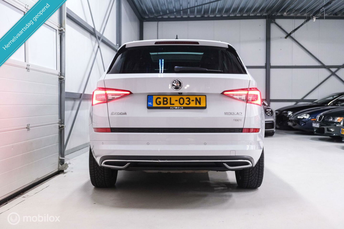 Škoda Kodiaq 2.0 TSI 4x4 Sportline Business 7p. | Panorama | LED | Adaptive | DAB+ | CarPlay | Memory | Keyless |