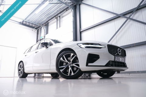 Volvo V60 2.0 T8 Recharge AWD R-Design | NL auto | DAB+ | CarPlay | Adaptive | Blis | Rijklaar |