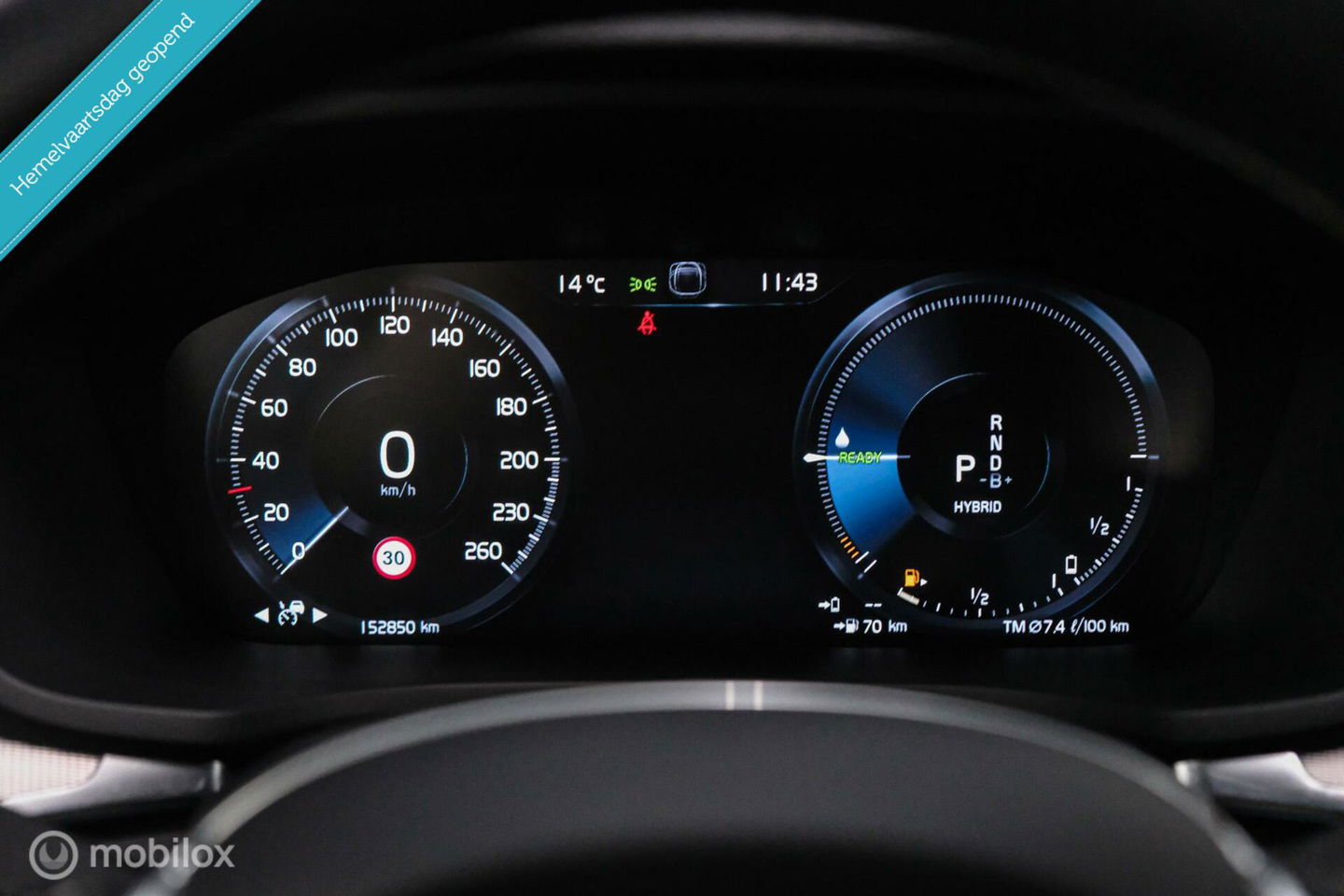 Volvo V60 2.0 T8 Recharge AWD R-Design | NL auto | DAB+ | CarPlay | Adaptive | Blis | Rijklaar |