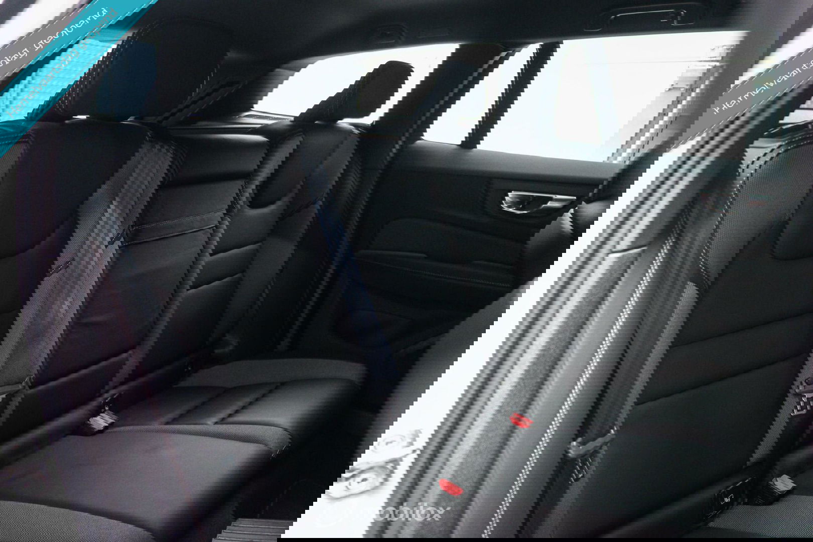 Volvo V60 2.0 T8 Recharge AWD R-Design | NL auto | DAB+ | CarPlay | Adaptive | Blis | Rijklaar |