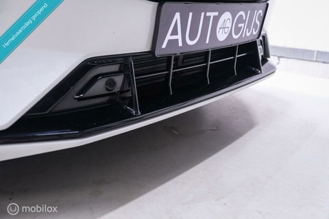 Volvo V60 2.0 T8 Recharge AWD R-Design | NL auto | DAB+ | CarPlay | Adaptive | Blis | Rijklaar |
